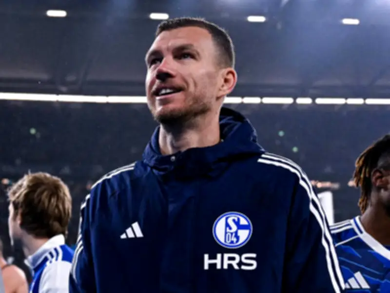 2. Bundesliga: SpVgg Greuther Fürth empfängt Spitzenreiter Schalke 04 im Abendspiel