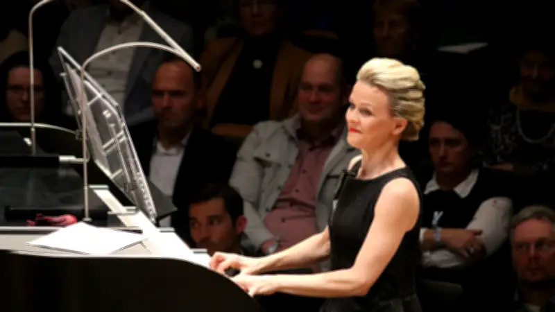 25 Jahre Konzertkirche Neubrandenburg: Star-Organistin Iveta Apkalna als Botschafterin der Stadt