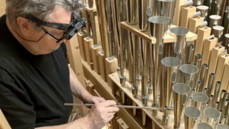 25 Jahre Konzertkirche: Orgelbaumeister stimmt für Starorganistin