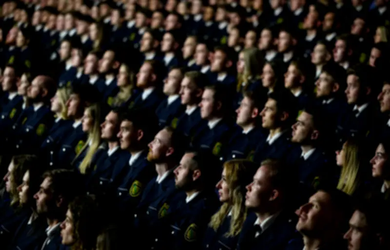 269 neue Polizisten in Sachsen vereidigt - Nach Prüfungspanne erfolgreich bestanden