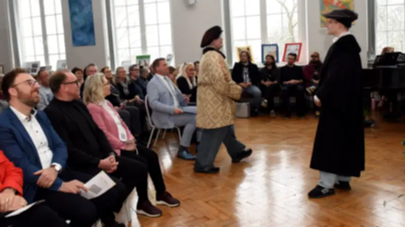 480 Jahre Luther-Gymnasium Eisleben: Festakt mit Haseloff und Rockband