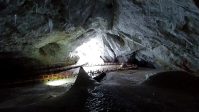 5000 Jahre alter Superkeim in rumänischer Eishöhle entdeckt: Widersteht zehn Antibiotika