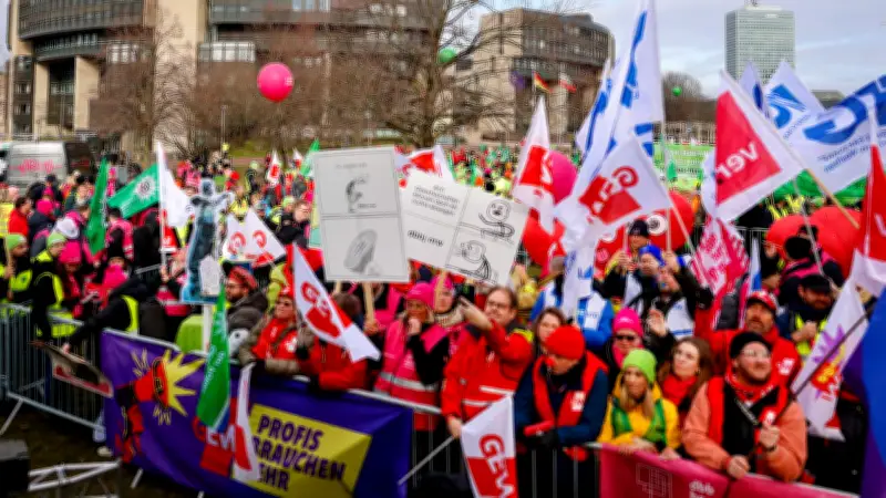 72-Stunden-Lohnpoker startet: Kriegen Beamte jetzt 7 Prozent mehr Lohn?