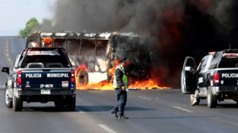 74 Tote bei Drogenkartell-Kämpfen vor WM: Bundesregierung drängt FIFA zu Sicherheitsmaßnahmen