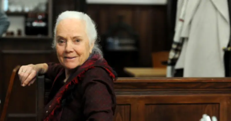 Abschied von 'Dahoam is Dahoam': Ursula Erber beendet Rolle der Theresa Brunner