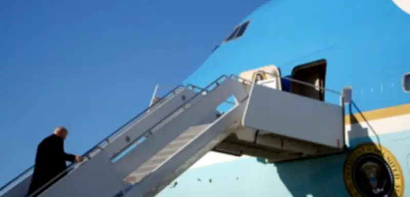 Air Force One erhält goldenen Anstrich nach Trumps Vorliebe trotz technischer Bedenken