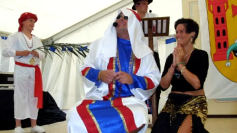 Als ein Scheich der Star beim Stadtfest war: Erinnerungen an Malchiner Theaterstücke