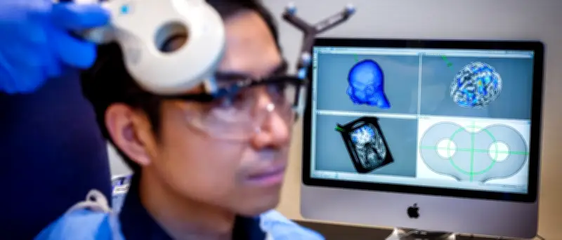 Altruismus durch Hirnstimulation: Forscher entdecken neuronale Grundlage für Großzügigkeit