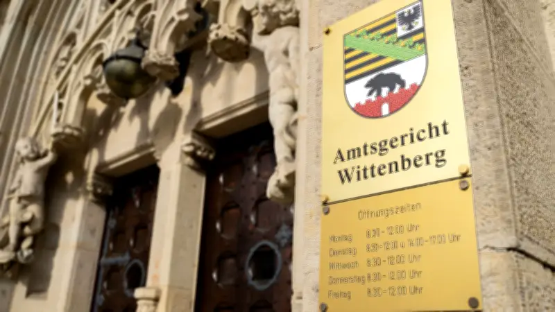Amtsgericht Wittenberg: Ein kurzes 'Ja' am Telefon führt zu 4.500 Euro Rechnung