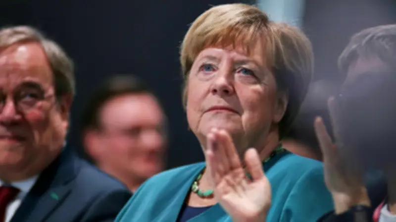 Angela Merkel sendet geheime Signale beim CDU-Parteitag in Stuttgart