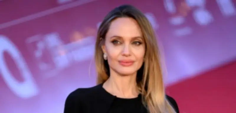 Angelina Jolie: Liebe zu ihren OP-Narben als Symbol für ein erfülltes Leben