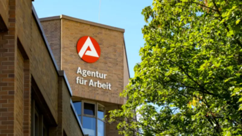 Arbeitsmarkt stagniert: Über 3 Millionen Menschen weiterhin ohne Beschäftigung