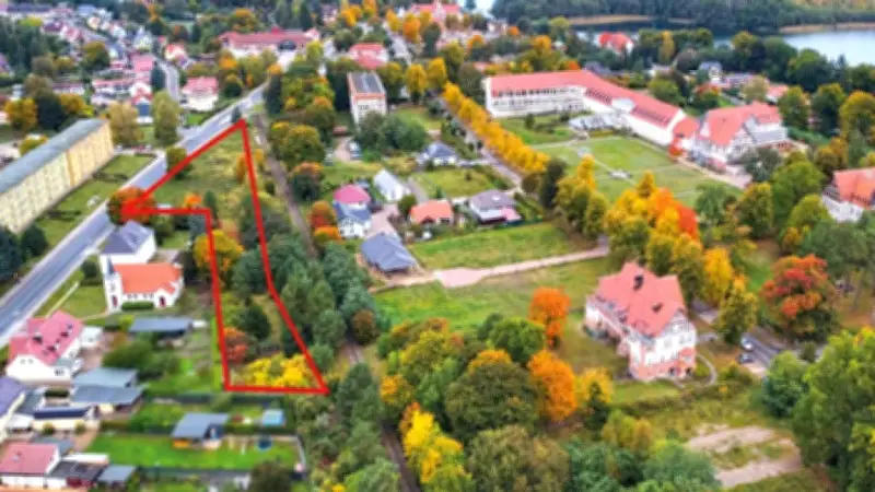 Bahn versteigert Grundstück in Lychen: 3.741 m² für 35.500 Euro - doch es gibt Hürden