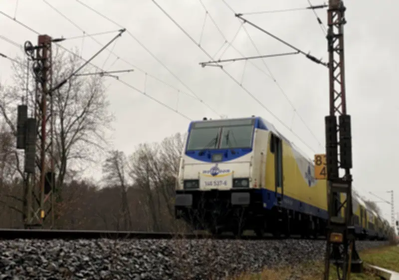 Bahnstrecke Hannover–Göttingen Ende Februar gesperrt: Ersatzbusse für Pendler