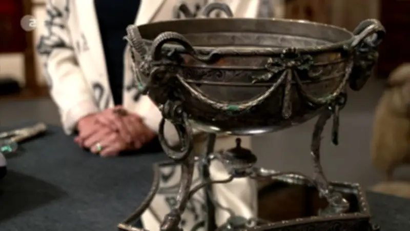 Bares für Rares: Kaiserlicher Ehrenpreis erzielt Rekordsumme von 5.100 Euro