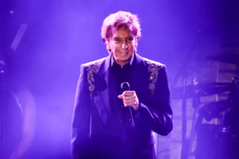 Barry Manilow verschiebt Tour nach Lungenkrebs-Operation - Sänger kann nur drei Songs singen