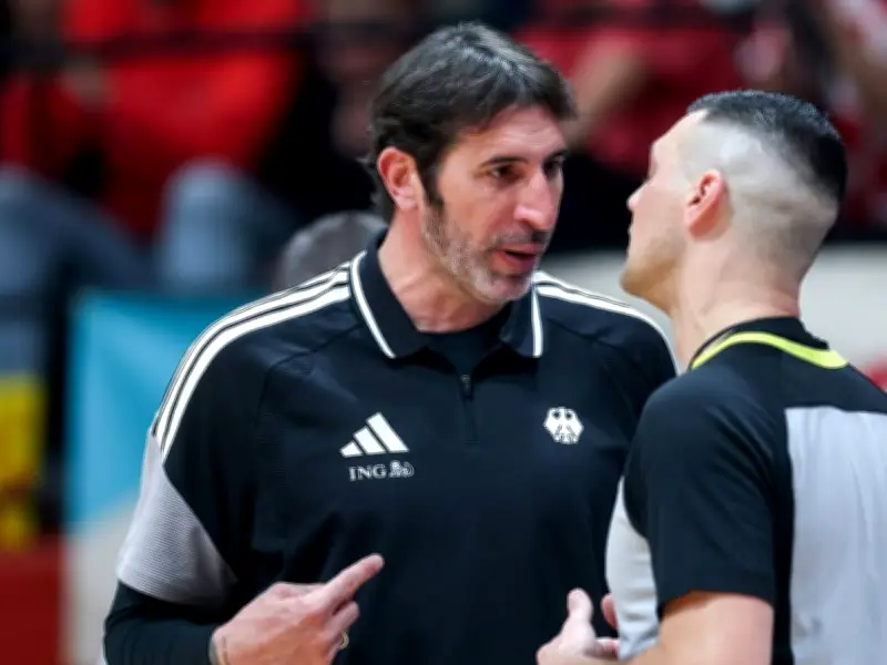 Basketball-Bundestrainer Mumbrú kritisiert Fehlerflut nach Niederlage gegen Kroatien