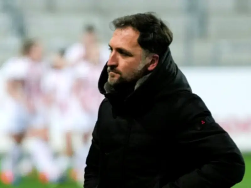 Bayern vor Bundesliga-Gipfel gegen Wolfsburg: Trainer Barcala dämpft Finale-Stimmung