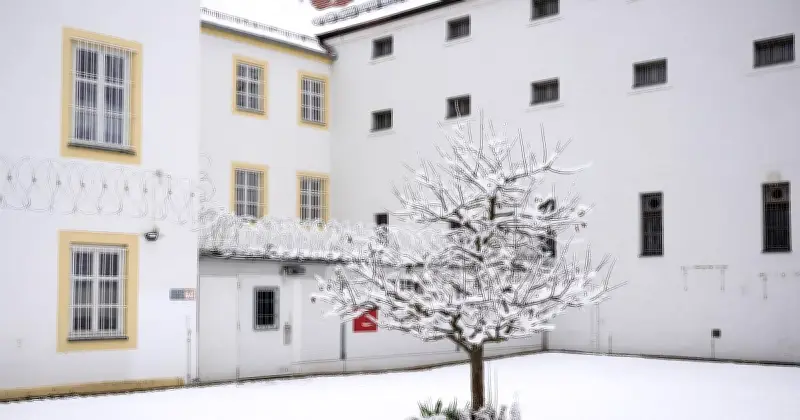 Bayerns außergewöhnlichste Immobilie: Ehemaliges Gefängnis mit 73 Zellen sucht Käufer