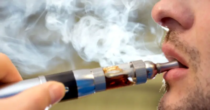 Bayerns Jugend im Fokus: Rückgang bei Alkohol und Zigaretten, aber mehr Medikamentenmissbrauch und soziale Medien-Sucht