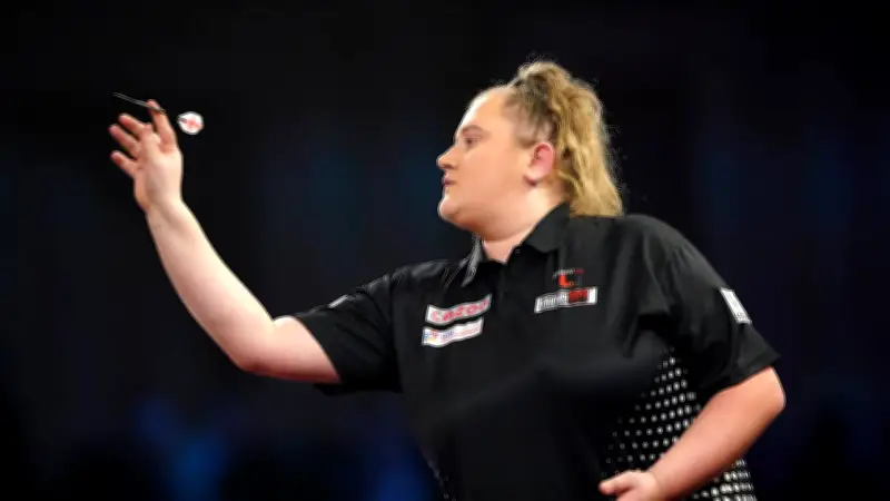 Beau Greaves schreibt Darts-Geschichte: Weltrekord-Average überrascht die Szene