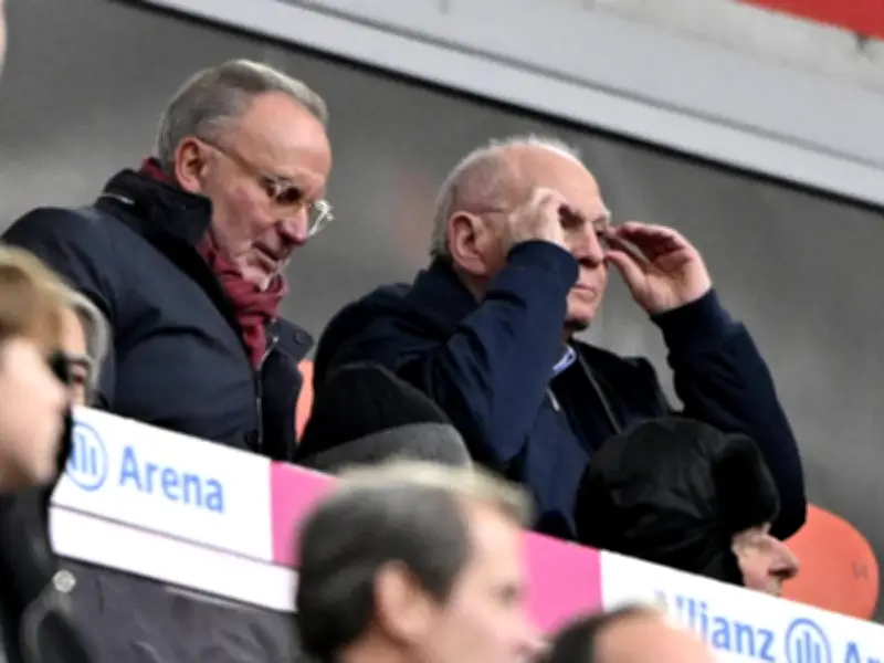 Berater-Debatte beim FC Bayern: Rummenigge bremst Hoeneß' Kampfansage