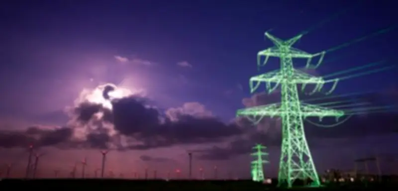 Überlastete Stromnetze: Reiches Plan bremst Energiewende statt Netzausbau