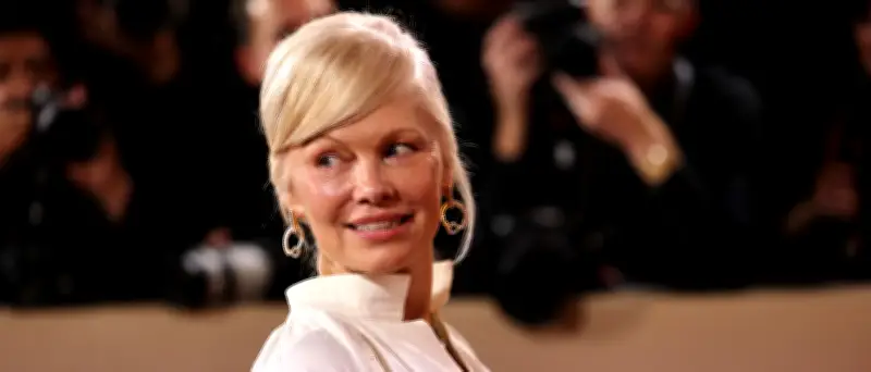 Berlinale-Tag 3: Pamela Anderson, Charli xcx und Rupert Grint erobern den roten Teppich