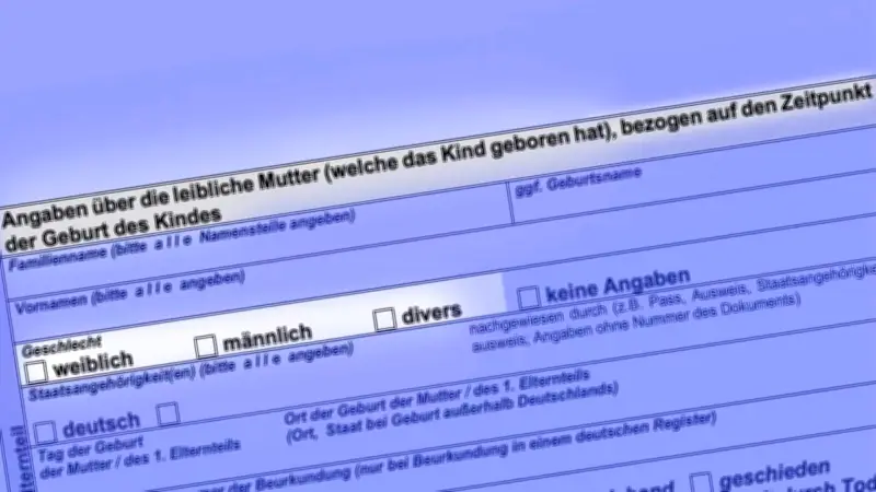 Berliner Behörde erklärt Formular mit 'leiblicher Mutter' als männlich