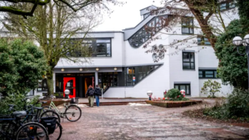 Berliner Bezirk finanziert Drag-Kurse für Jugendliche - Workshop findet mangels Anmeldungen nicht statt