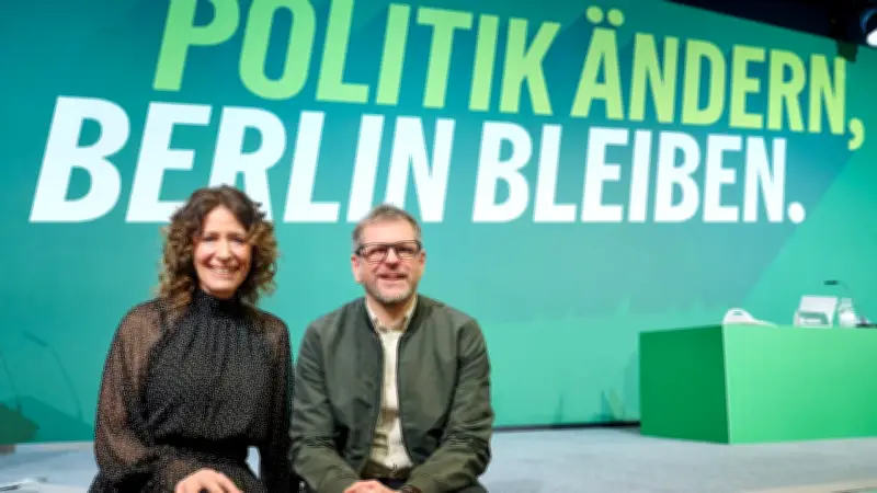Berliner Grüne fordern Kopftuch für Polizistinnen: Neutralitätsgesetz soll fallen