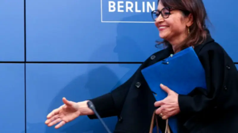 Berliner Senat stärkt Verfassungsgerichtshof gegen Extremismus