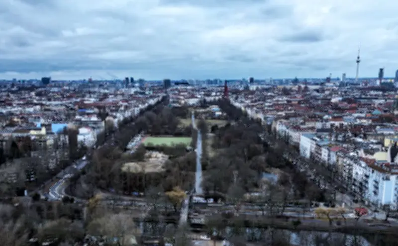Berliner Zaunstreit: Görlitzer Park wird nachts geschlossen - Lösung oder Eskalation?