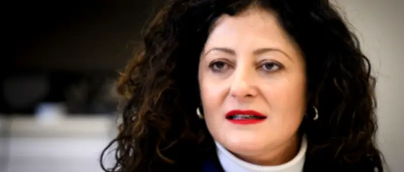 Berlins Sozialsenatorin Kiziltepe kritisiert Bundessparpläne bei Integrationskursen scharf