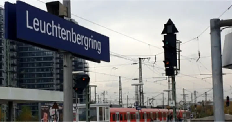 Betrunkener 19-Jähriger löst mit über 3 Promille Polizeieinsatz in S-Bahn aus