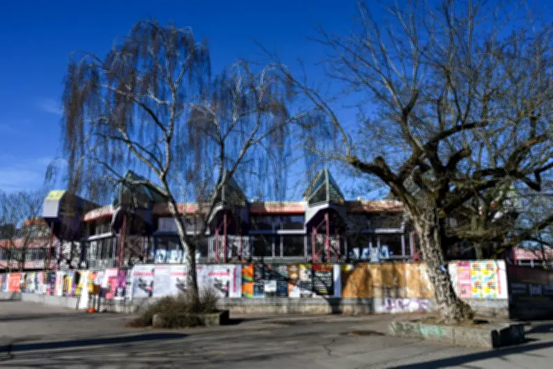 Bezirksamt stoppt SEZ-Abriss in Berlin: Artenschutz vs. Wohnungsbau