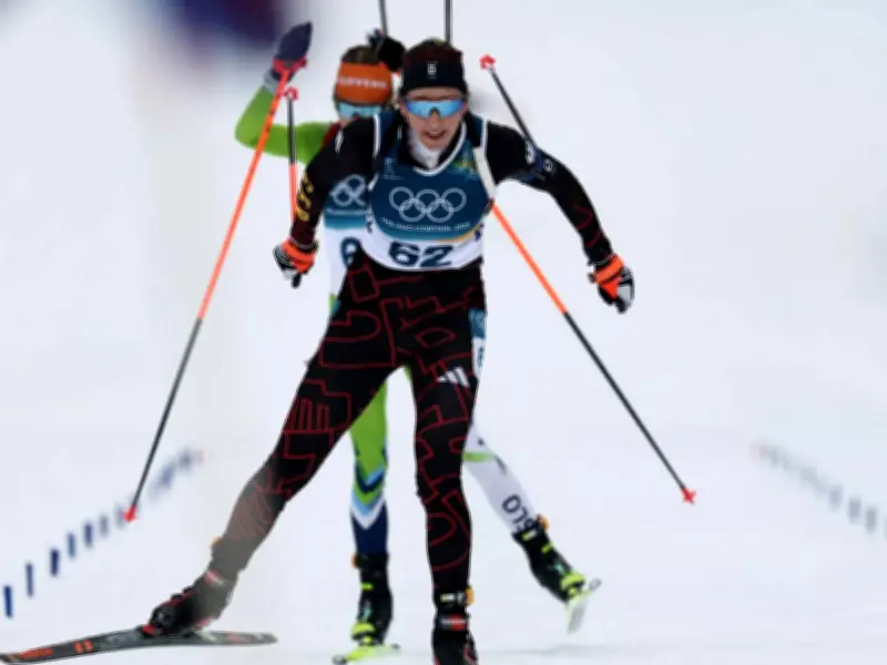 Biathlon-Olympia: Preuß verpasst Sprint-Medaille, Kirkeeide triumphiert