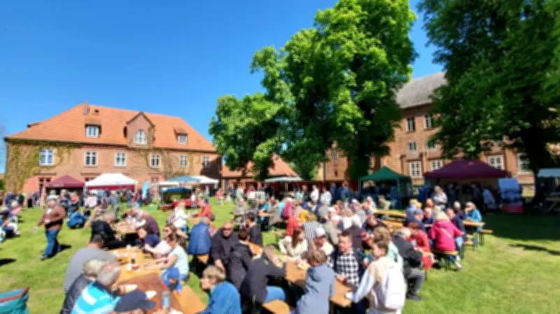 BiosphäreElbeMarkt kehrt zurück: Seltene Köstlichkeiten und Handwerkskunst auf Festung Dömitz