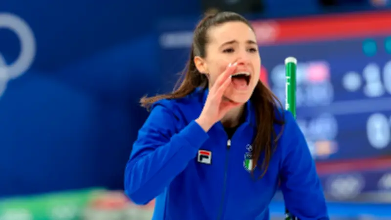 Bittere Olympia-Pleite: Curling-Star Stefania Constantini scheitert vor heimischem Publikum