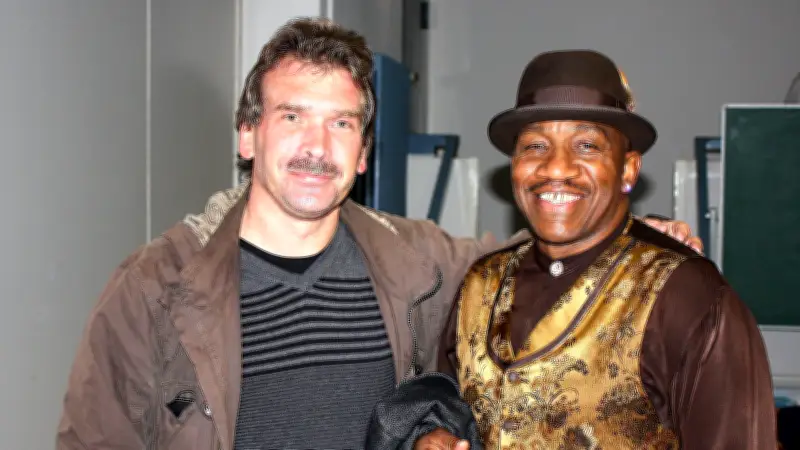 Blues-Pionier Dirk Stolzenberg: 30 Jahre Festivalgeschichte in Mecklenburg-Vorpommern