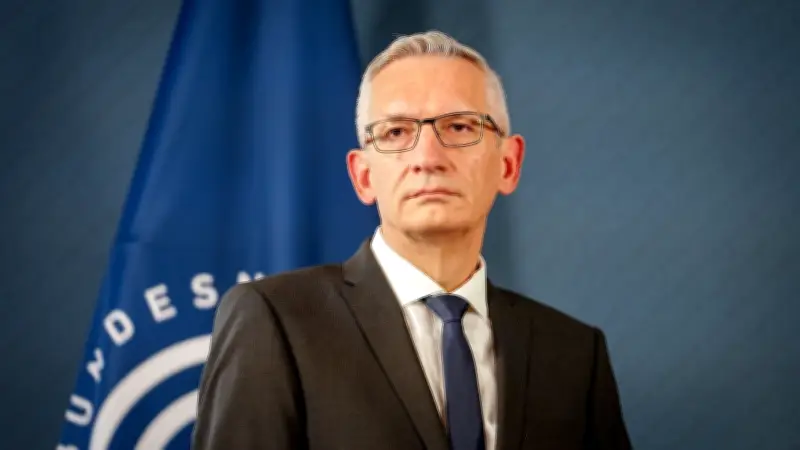 BND-Chef warnt vor russischen Hybridangriffen im Superwahljahr: Abschreckung versagt