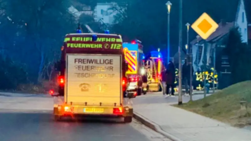 Brand in Burg Stargard: Mutter und Baby nach Heizgerät-Defekt im Krankenhaus