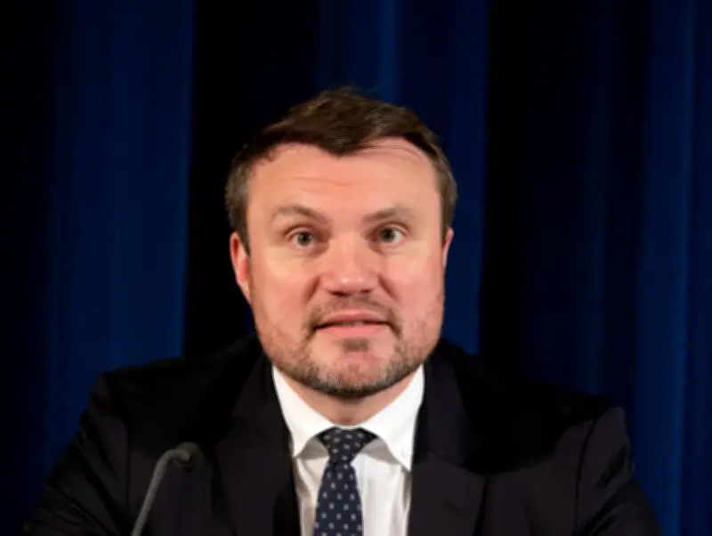 Brandenburg führt Best-Bieter-Prinzip ein: Bürokratieabbau bei öffentlichen Aufträgen