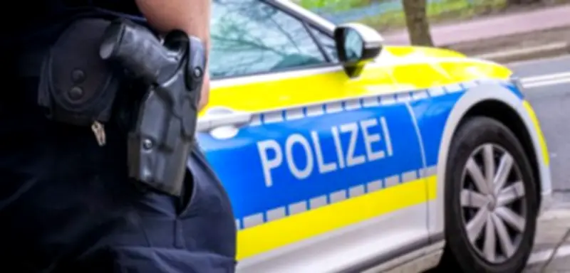 Bremen: Mutter bedroht Tochter mit Messer – Neunjährige springt vom Balkon