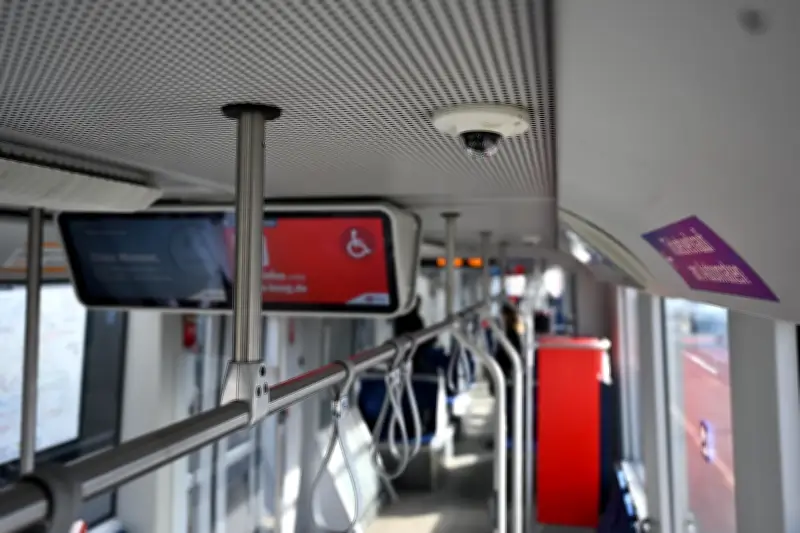 Bremen setzt bundesweites Pilotprojekt um: KI erhöht Sicherheit in Straßenbahnen