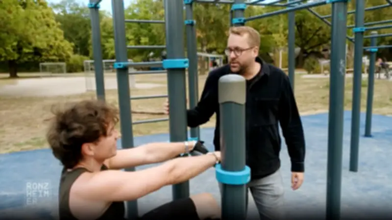 Bürgergeldempfänger Yannis: Der selbsternannte 'hübscheste Arbeitslose' Deutschlands im Fokus