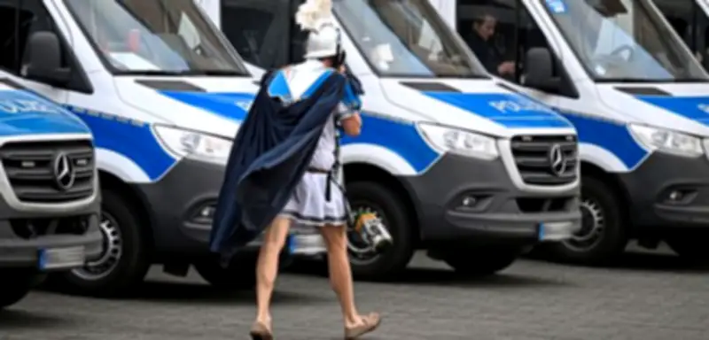 Bundespolizei in NRW verhängt Waffenverbot an Bahnhöfen während Karneval