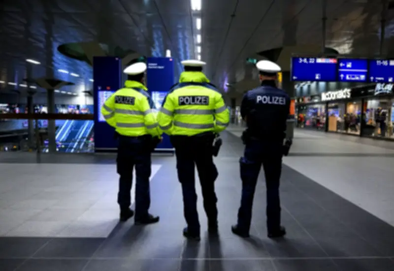 Bundespolizei stellt Hunderte gefährliche Waffen an Berliner und Potsdamer Bahnhöfen sicher