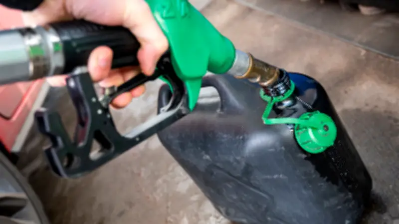 Bundespolizei stoppt Diesel-Schmuggler mit 360 Litern an der A11-Grenze