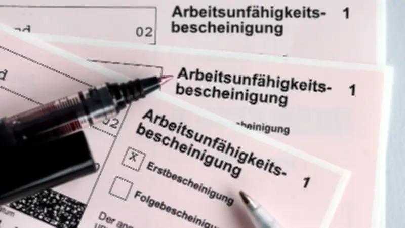 Bundestags-Mitarbeiter fehlen überdurchschnittlich oft: Bundesrat führt Ranking an